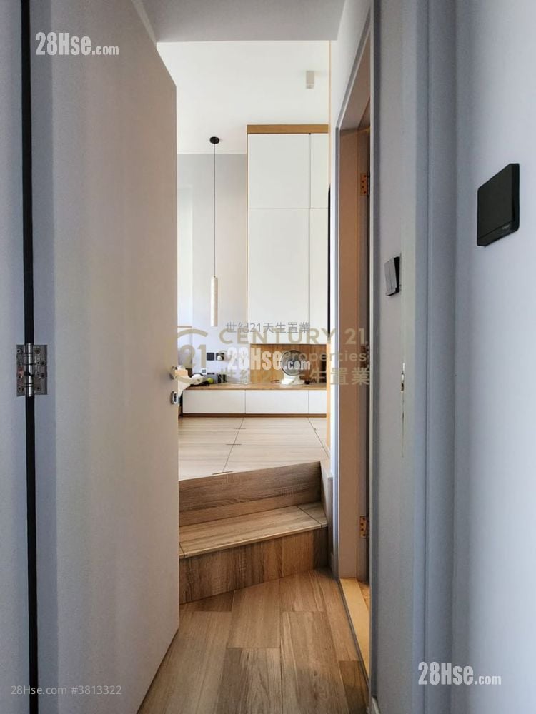 Avignon Sell 3 Bedrooms , 2 Bathrooms 791 ft²