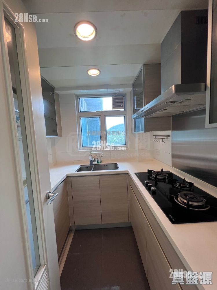 峻滢 租盘 2 房 , 1 浴室 501 平方尺