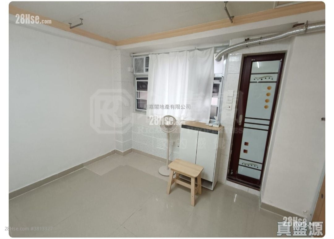 金安大廈 售盤 1 房 , 1 浴室 208 平方呎