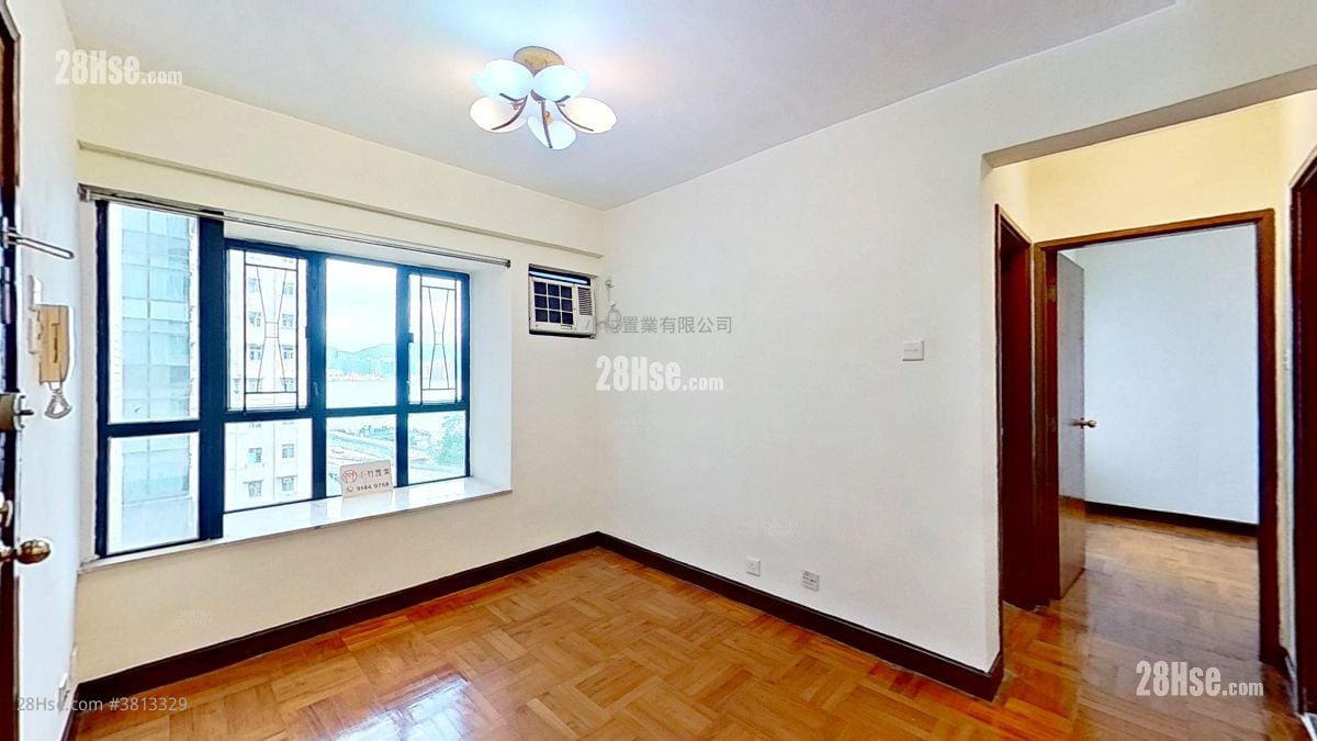 廳: 仁和大廈 租盤 2 房 , 1 浴室 422 平方呎