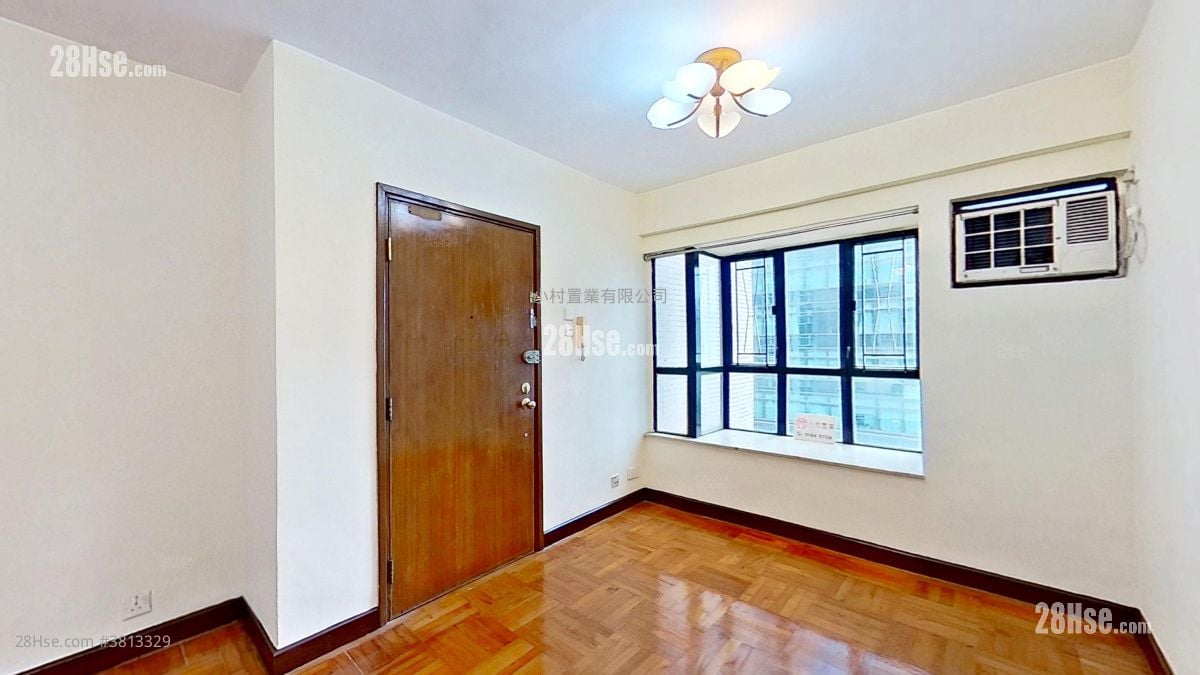 廳: 仁和大廈 租盤 2 房 , 1 浴室 422 平方呎