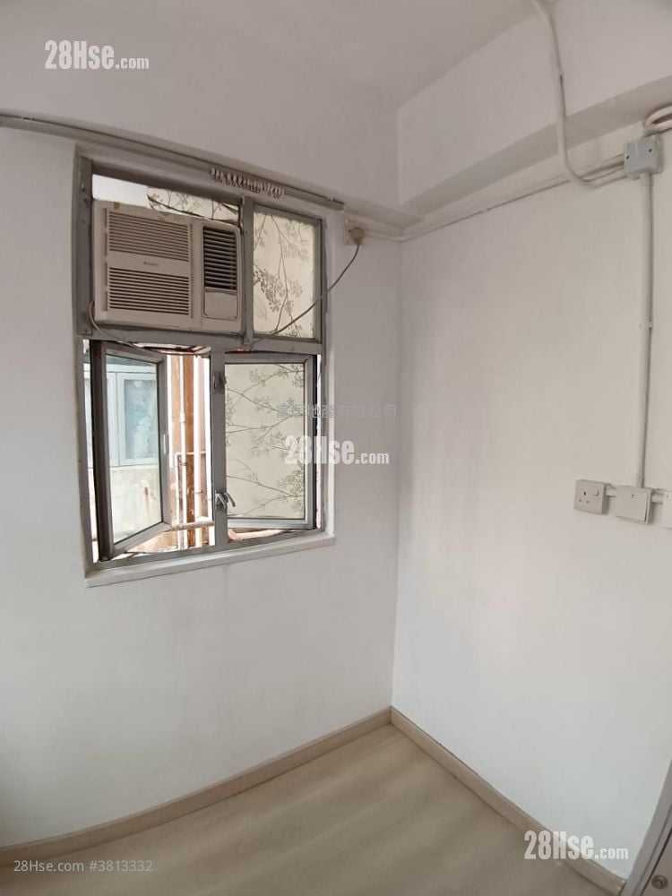 Wing Ning Building Rental 2 Bedrooms , 1 Bathroom