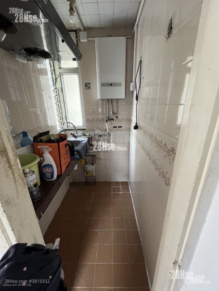 Wing Ning Building Rental 2 Bedrooms , 1 Bathroom