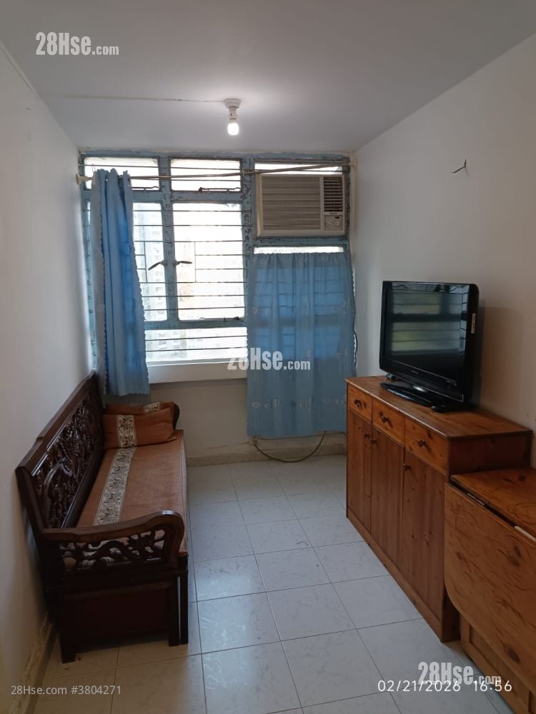 Leung King Leung Chi Rental 2 Bedrooms , 1 Bathroom 280 ft²
