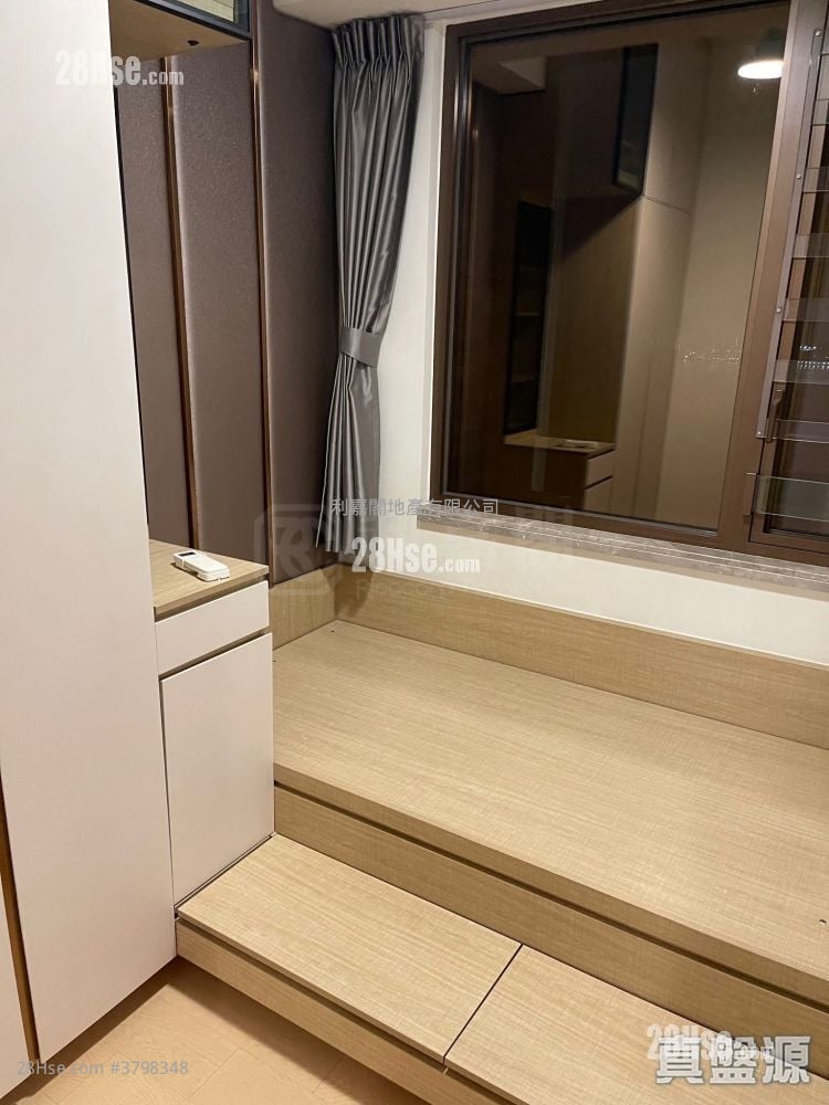 LP6 售盘 3 房 , 2 浴室 638 平方尺