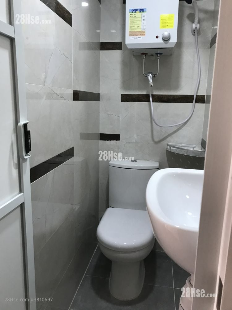 仁愛街48號 Rental Studio , 1 Bathroom 130 ft²