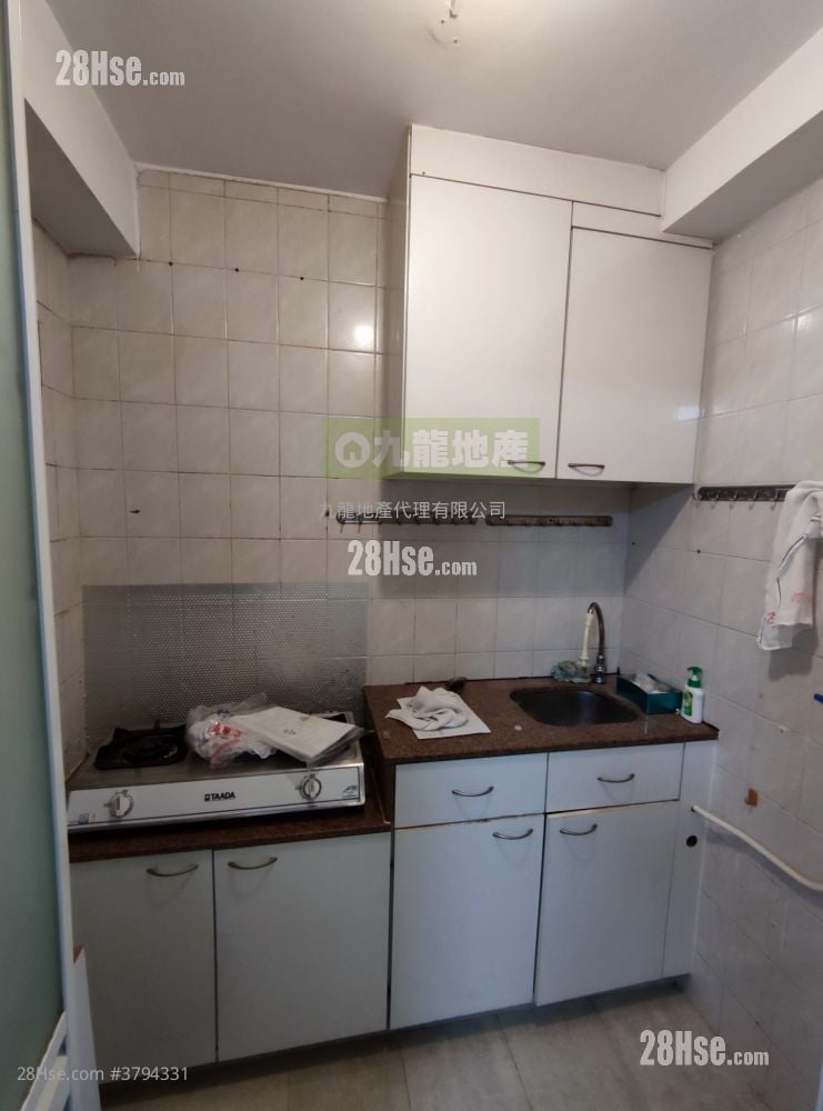 Wing Wah Mansion Rental 2 Bedrooms , 1 Bathroom 313 ft²
