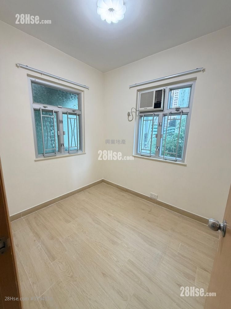 康丽园 租盘 2 房 , 1 浴室 440 平方尺