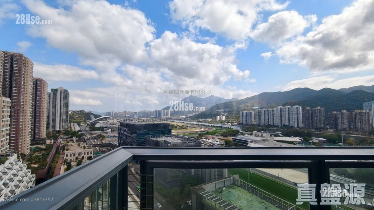 御龙山 售盘 4 房 , 2 浴室 1,444 平方尺