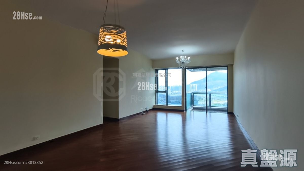 御龙山 售盘 4 房 , 2 浴室 1,444 平方尺