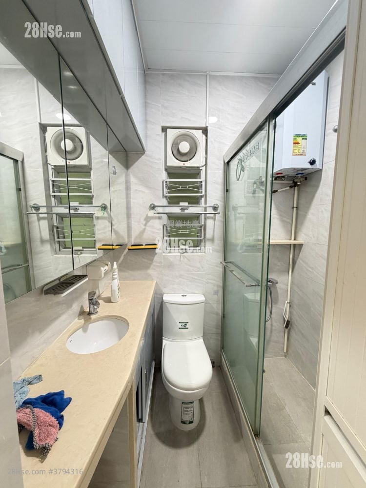 康丽园 租盘 2 房 , 1 浴室 440 平方尺