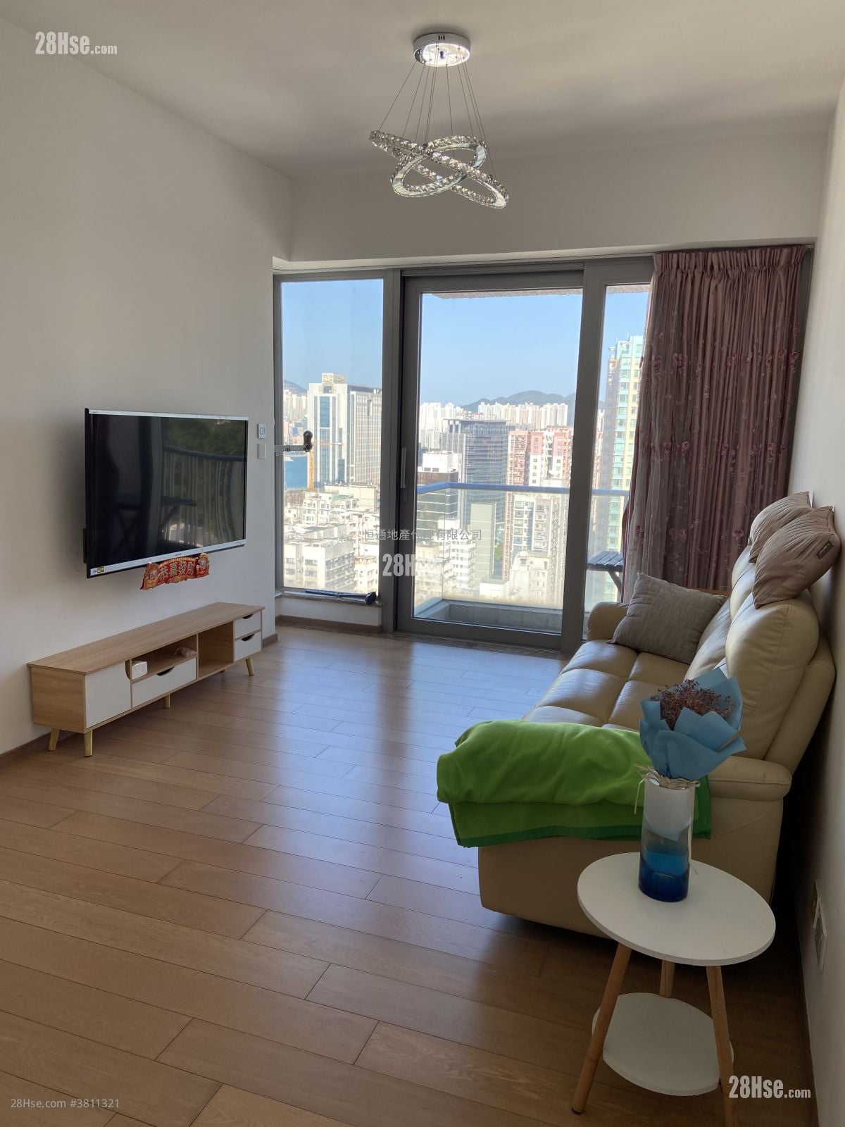 晓峯 租盘 3 房 , 2 浴室 694 平方尺