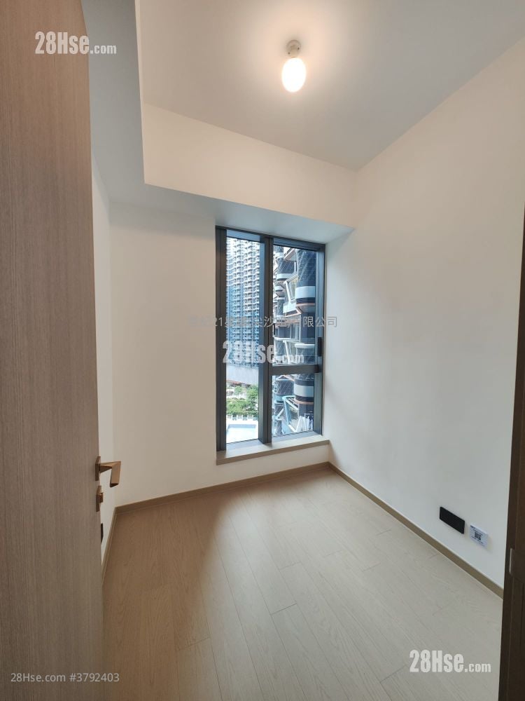 Kt Marina Rental 2 Bedrooms , 1 Bathroom 439 ft²