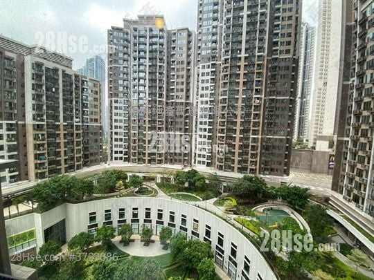 Parc City Rental 1 Bedroom , 1 Bathroom 469 ft²