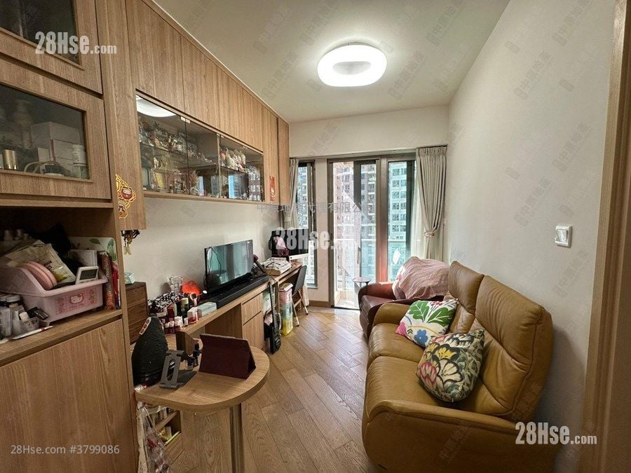 Parc City Rental 1 Bedroom , 1 Bathroom 469 ft²
