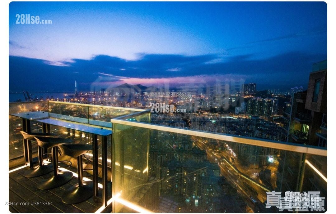 Manhattan Hill Sell 5+ Bedrooms , 4 Bathrooms 2,042 ft²