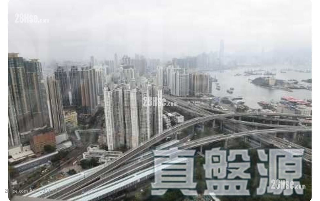 Manhattan Hill Sell 5+ Bedrooms , 4 Bathrooms 2,042 ft²