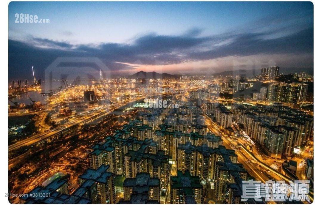 Manhattan Hill Sell 5+ Bedrooms , 4 Bathrooms 2,042 ft²