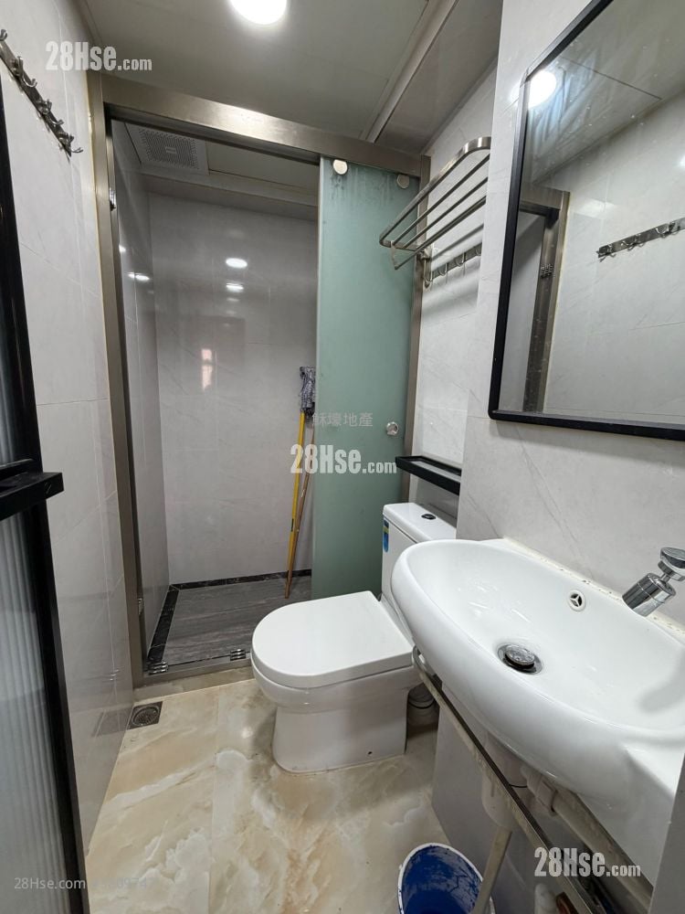 Mascot House Rental 2 Bedrooms , 1 Bathroom 310 ft²