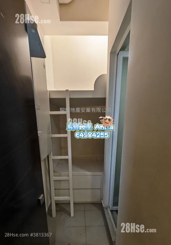 Ultima Sell 3 Bedrooms , 2 Bathrooms 994 ft²