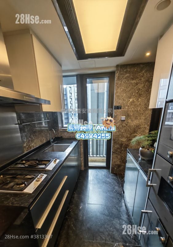 Ultima Sell 3 Bedrooms , 2 Bathrooms 994 ft²