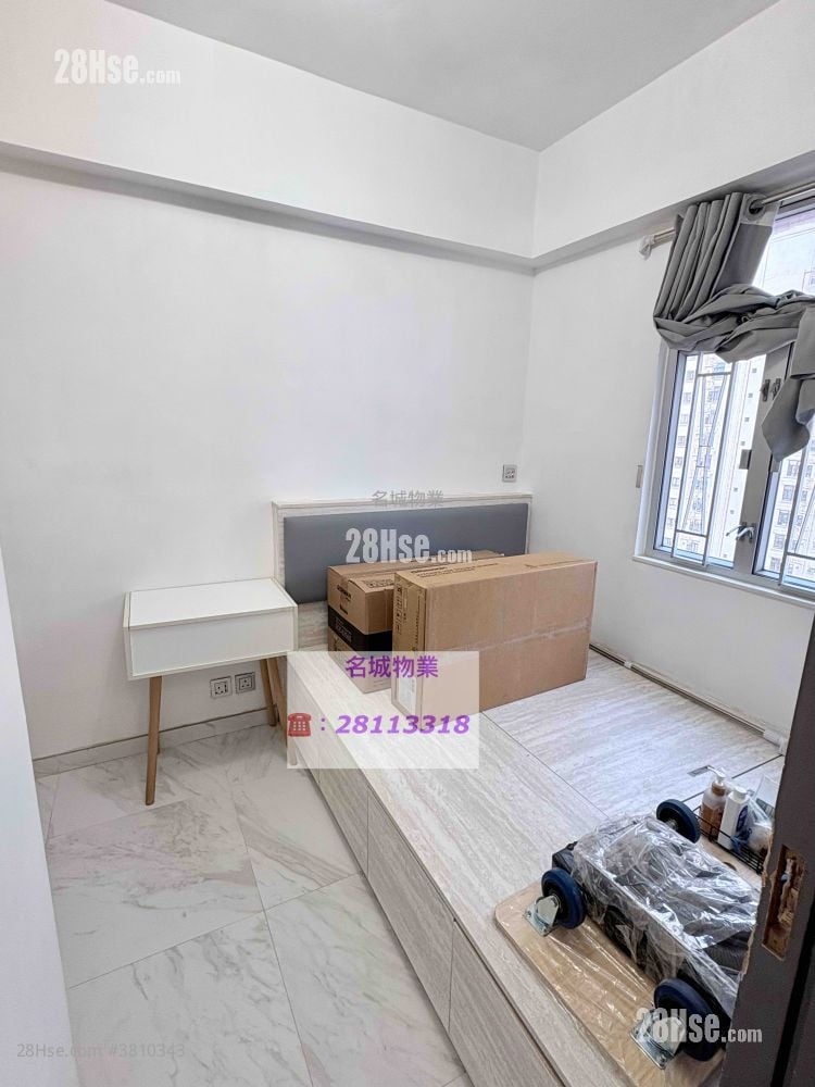 Jade Court Sell 1 Bedroom , 1 Bathroom 313 ft²