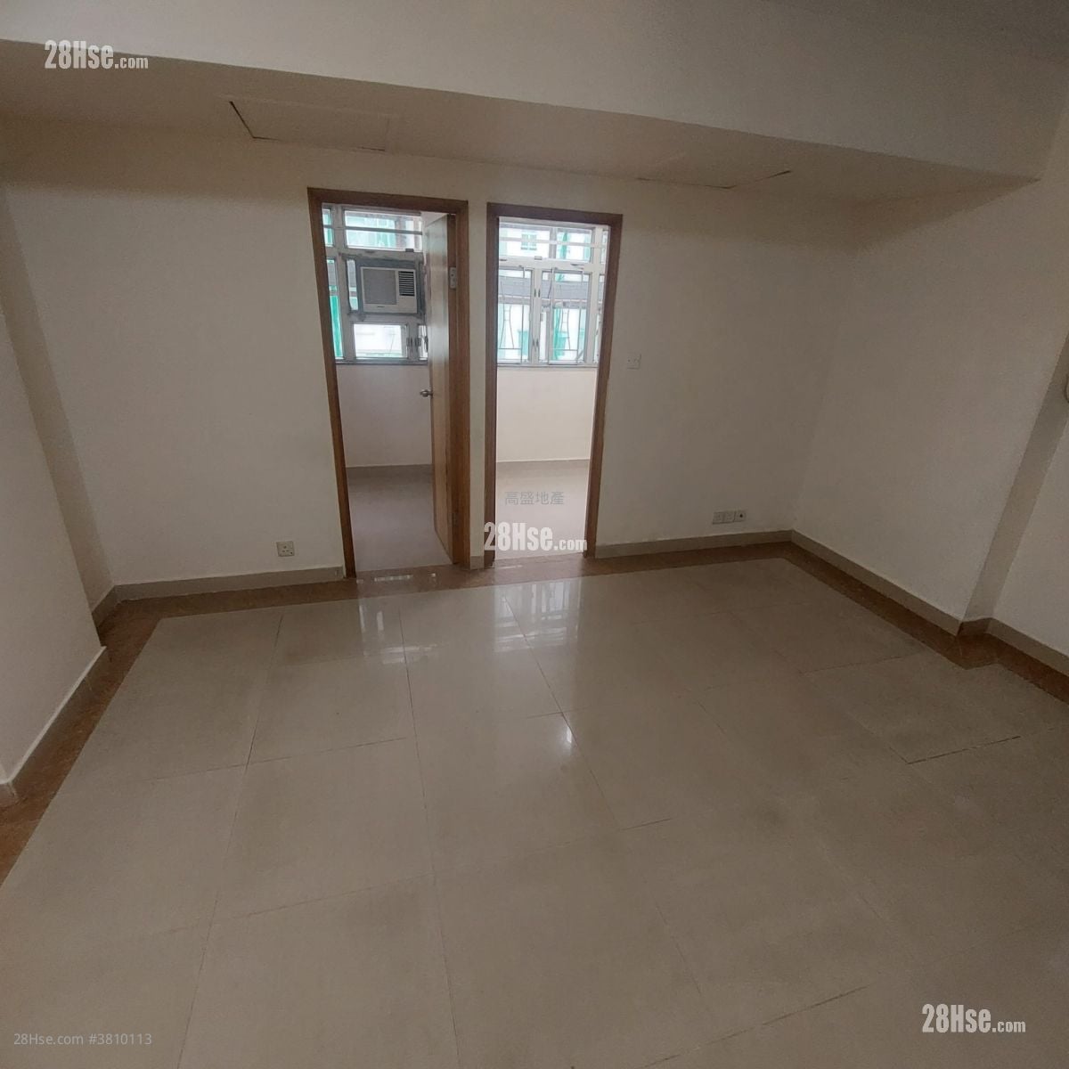 Wing On Building Rental 3 Bedrooms , 1 Bathroom 520 ft²