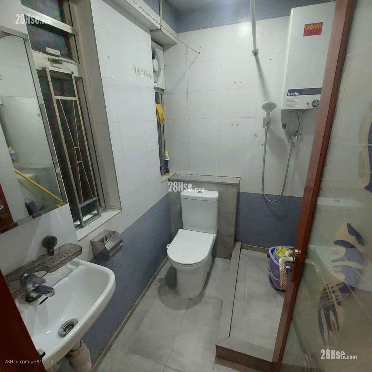 Wing On Building Rental 3 Bedrooms , 1 Bathroom 520 ft²