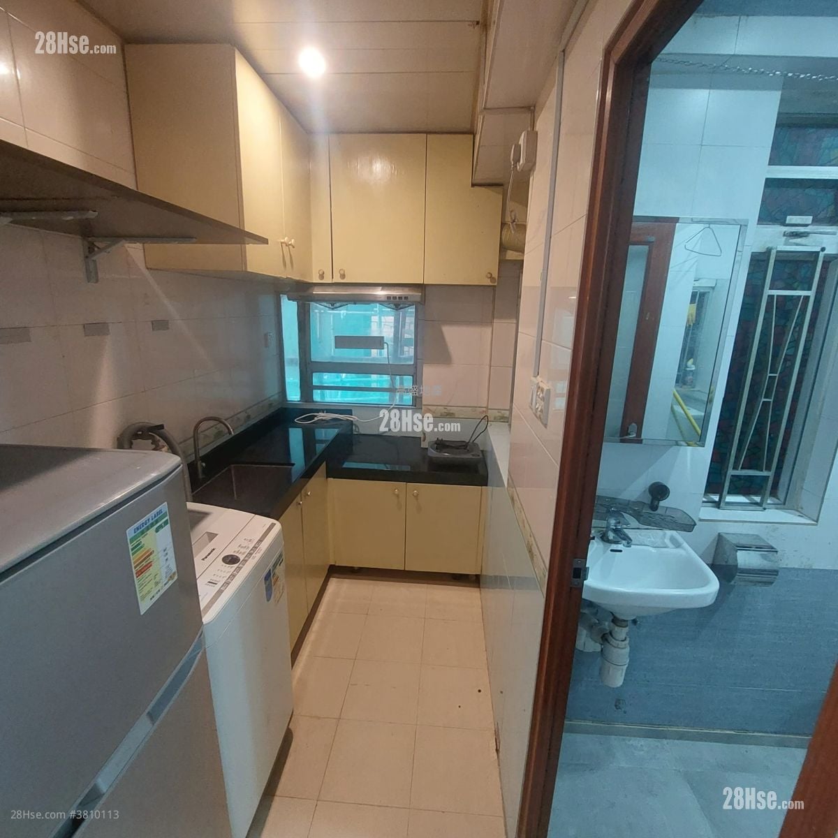 Wing On Building Rental 3 Bedrooms , 1 Bathroom 520 ft²