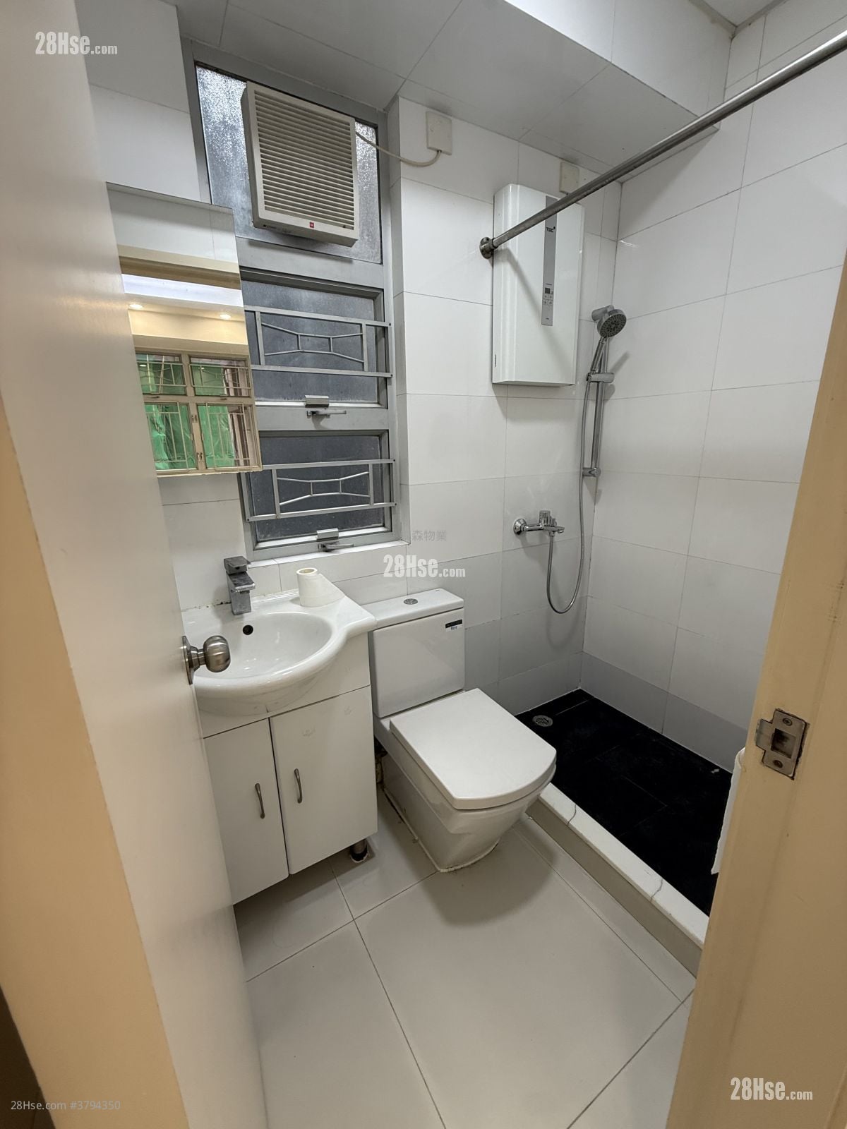 南景楼 租盘 3 房 , 1 浴室 455 平方尺