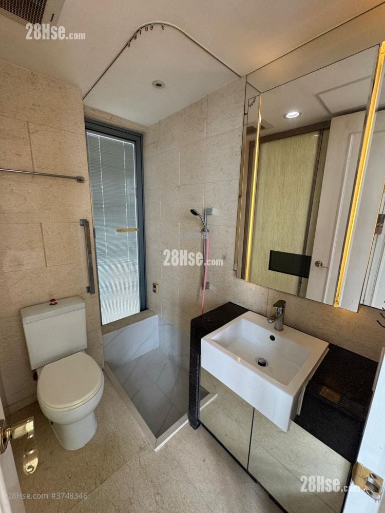 Maison Rose Rental 1 Bedroom , 1 Bathroom 272 ft²