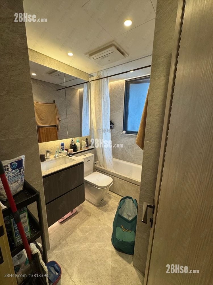 The Arles Sell 2 Bedrooms 475 ft²