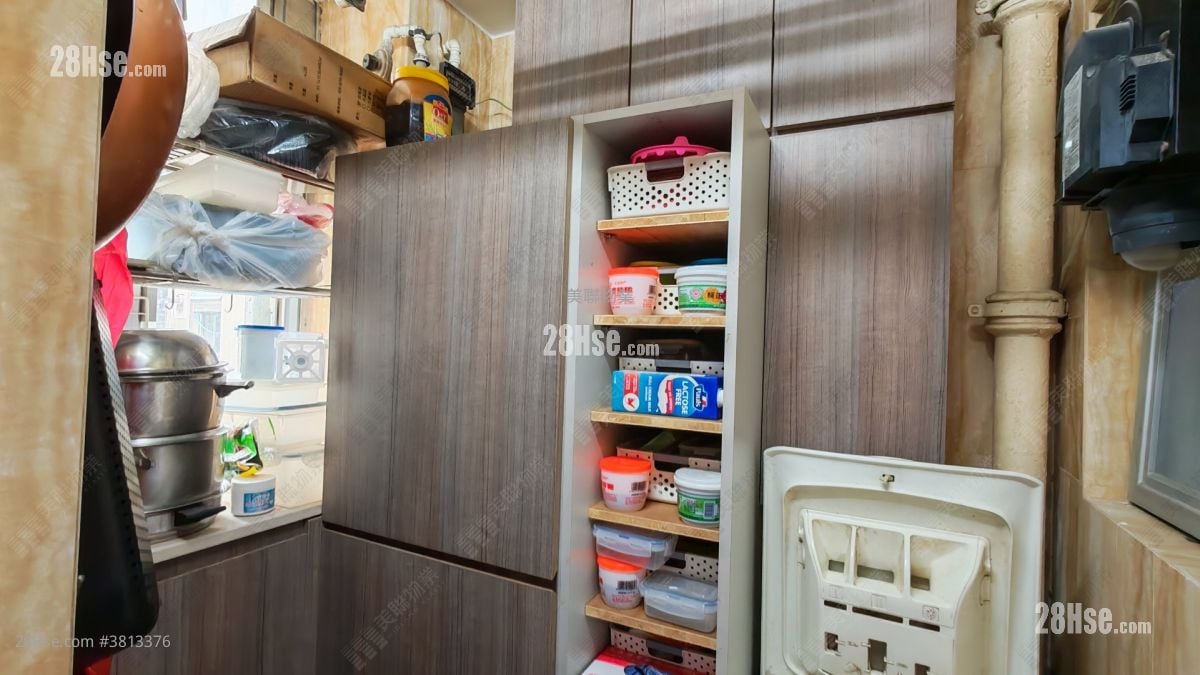 彩蒲苑 售盘 2 房 438 平方尺