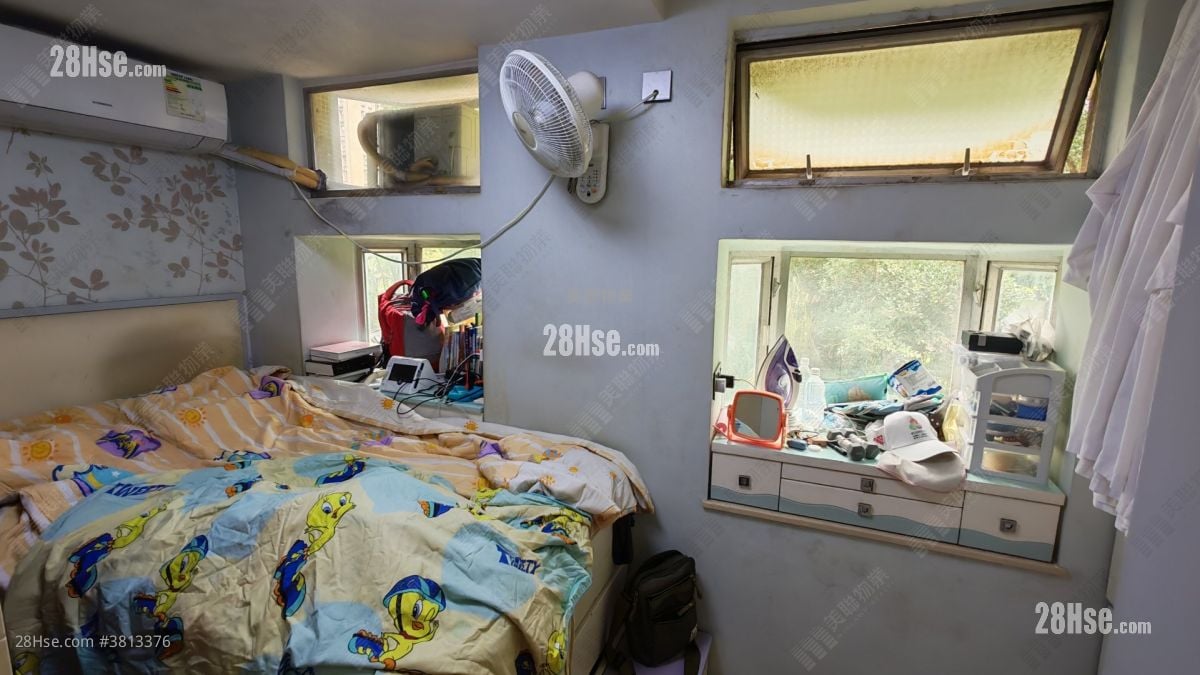 彩蒲苑 售盘 2 房 438 平方尺