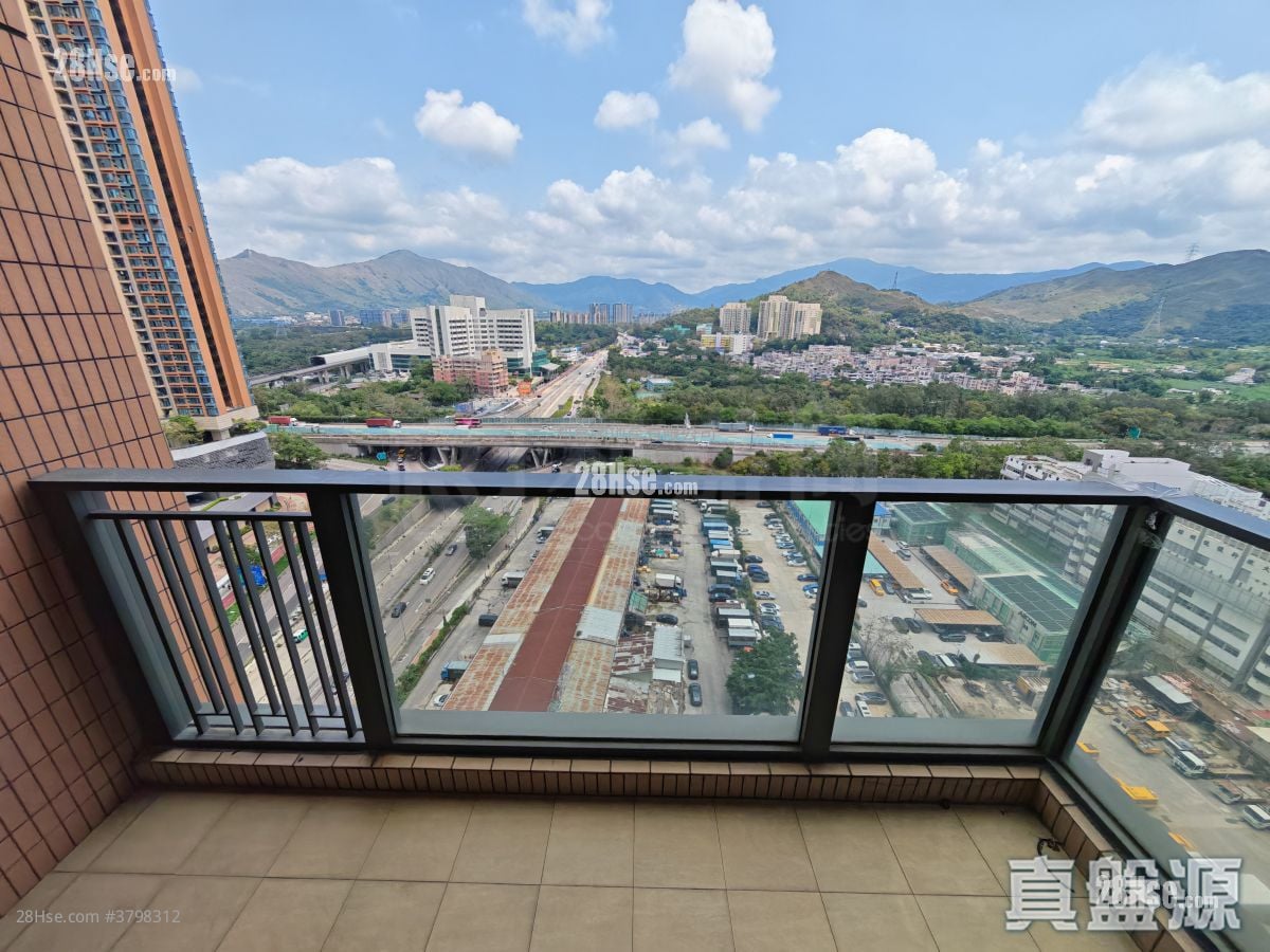 Yoho Midtown Rental 4 Bedrooms , 2 Bathrooms 1,026 ft²