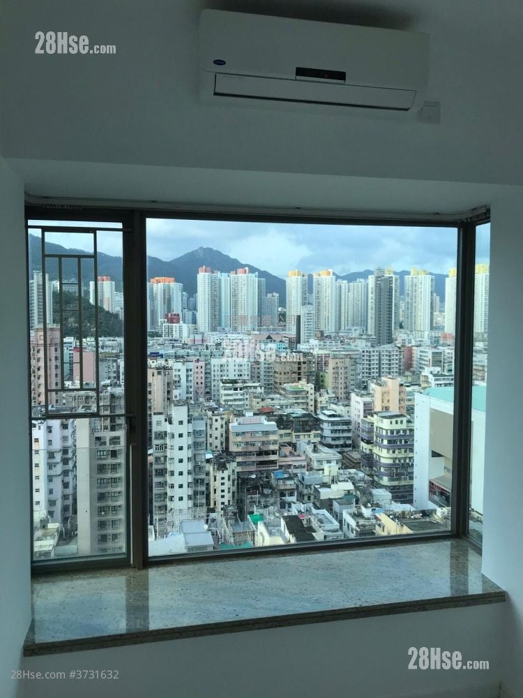 Trinity Towers Sell 3 Bedrooms , 2 Bathrooms 708 ft²