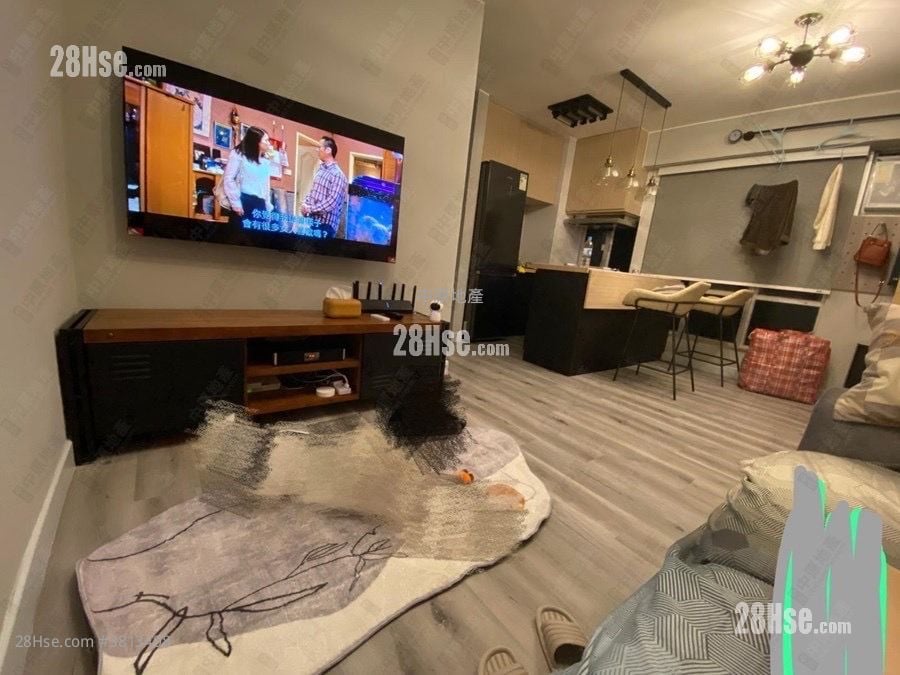 Waldorf Garden Sell 2 Bedrooms 410 ft²