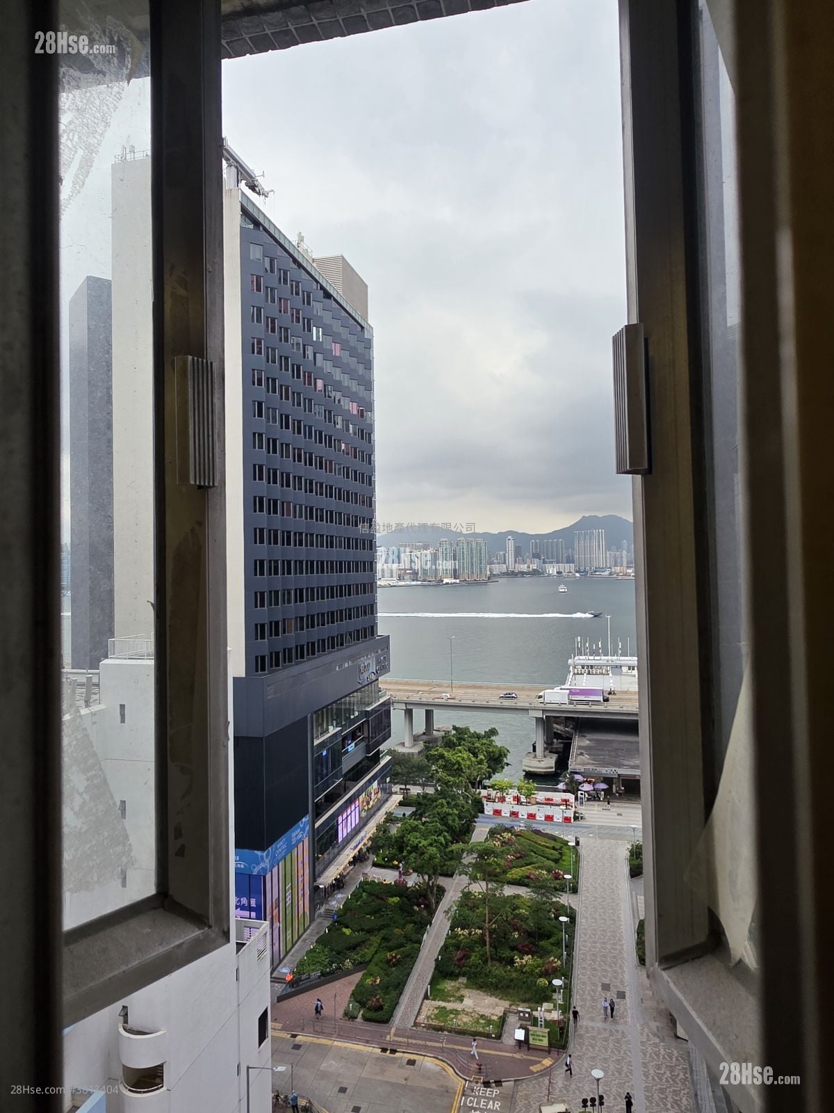 国宾大厦 租盘 2 房 , 1 浴室 371 平方尺