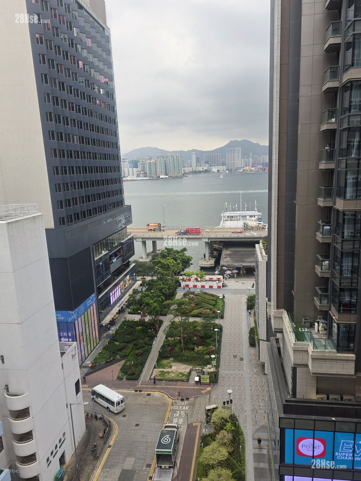 国宾大厦 租盘 2 房 , 1 浴室 371 平方尺