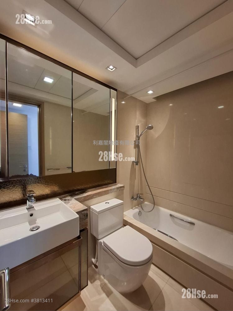 Century Link Sell 3 Bedrooms , 1 Bathroom 599 ft²