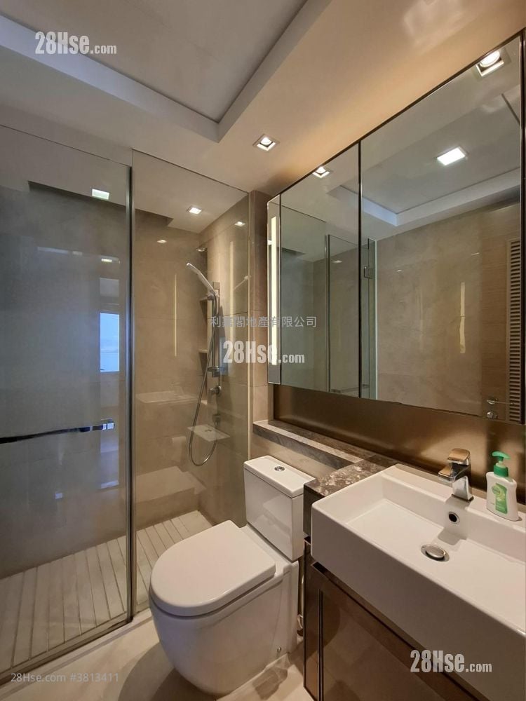 Century Link Sell 3 Bedrooms , 1 Bathroom 599 ft²