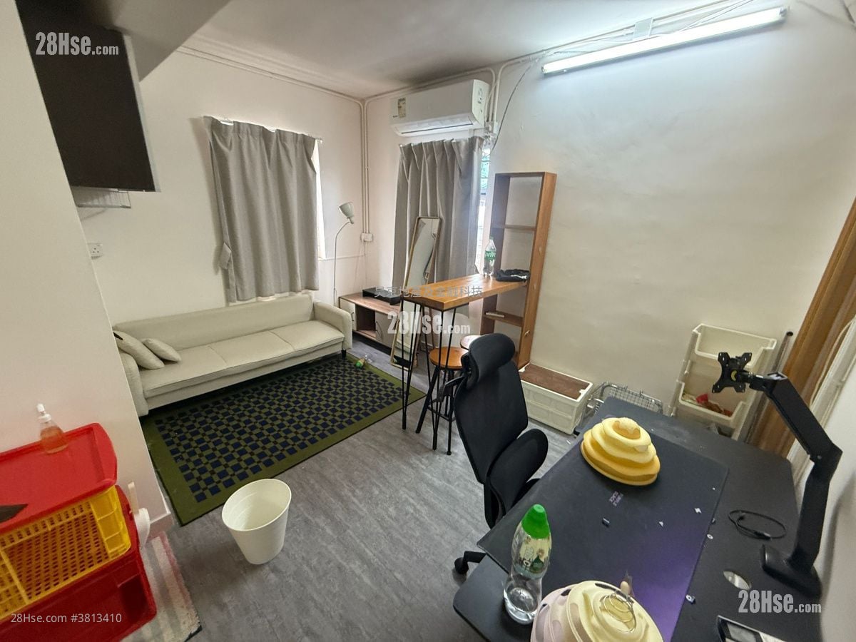 村屋 租盘 2 房 , 1 浴室