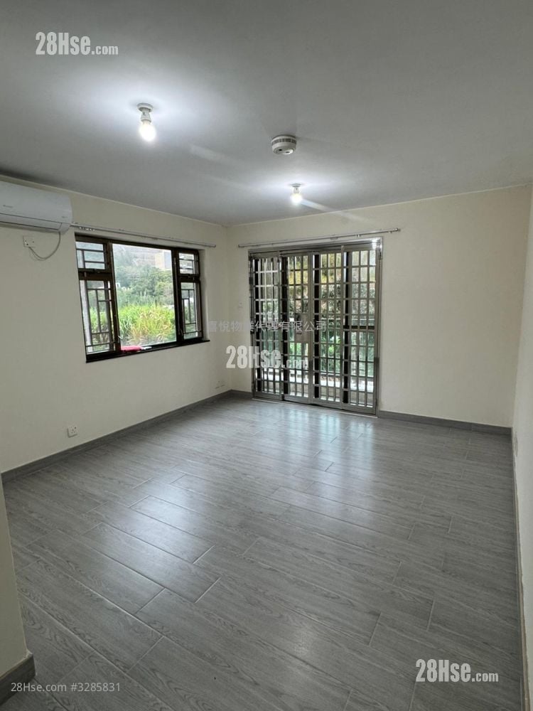 Village Rental 2 Bedrooms , 1 Bathroom 600 ft²