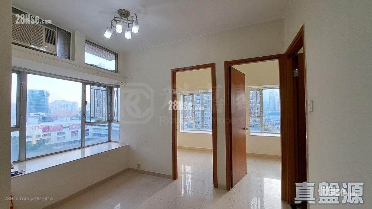 Tuen Mun Town Plaza Sell 2 Bedrooms , 1 Bathroom 363 ft²