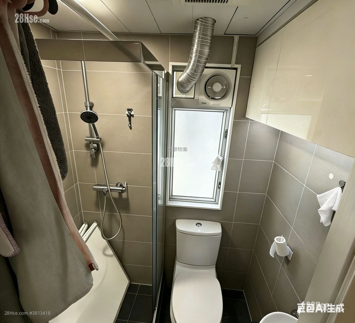 浴室: 好运中心 售盘 2 房 , 1 浴室 326 平方尺