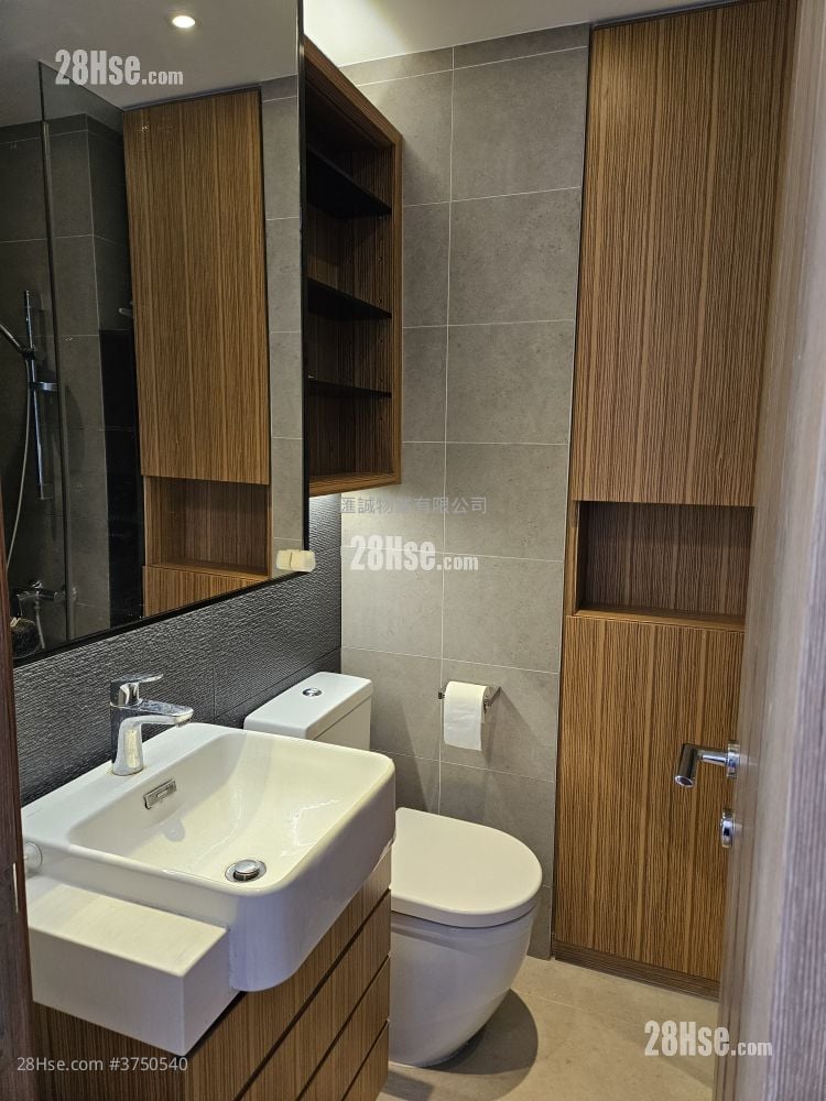 The Zutten Sell 1 Bedroom , 1 Bathroom 266 ft²