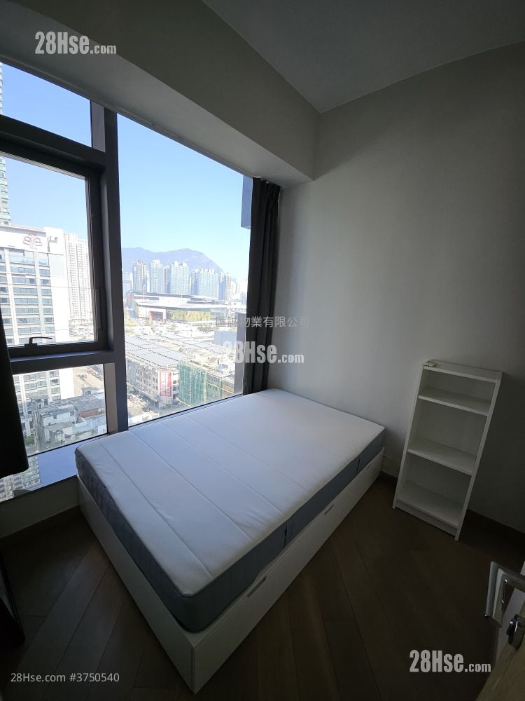 The Zutten Sell 1 Bedroom , 1 Bathroom 266 ft²