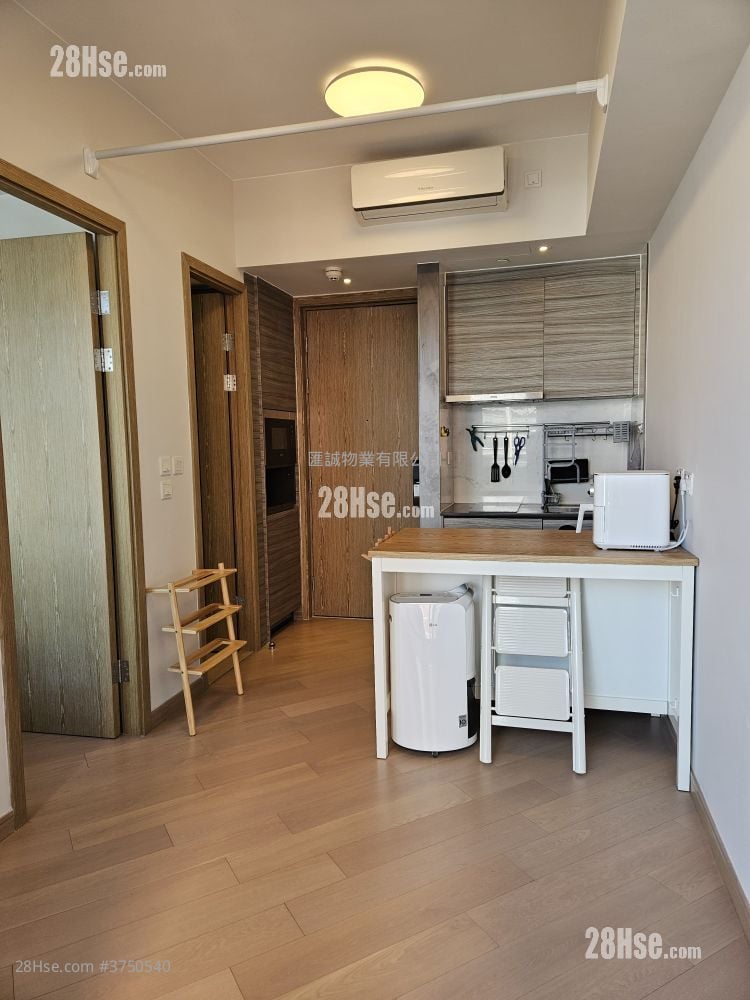 The Zutten Sell 1 Bedroom , 1 Bathroom 266 ft²