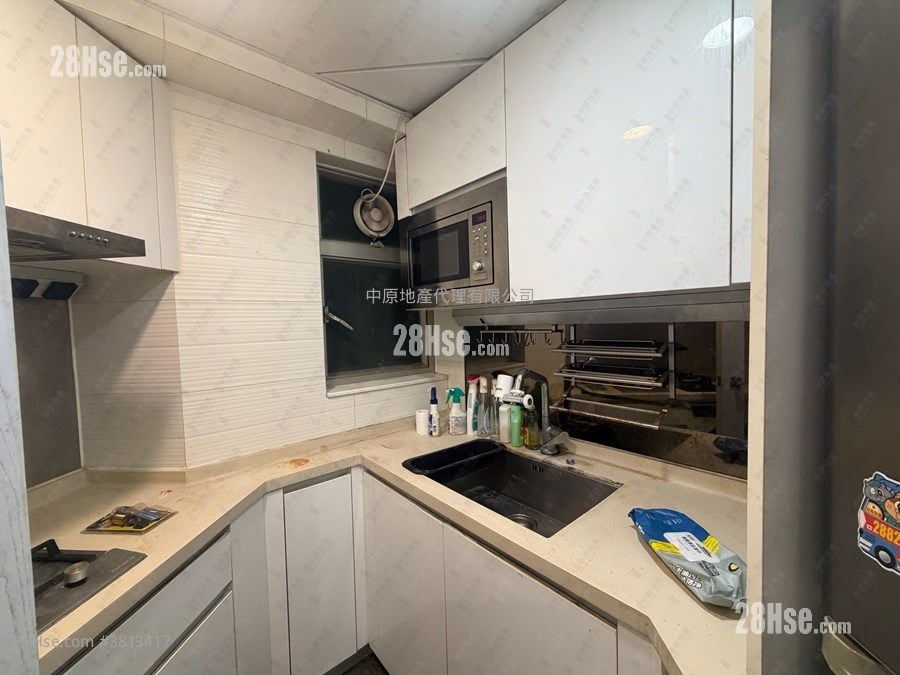 City Point Rental 3 Bedrooms , 2 Bathrooms 660 ft²