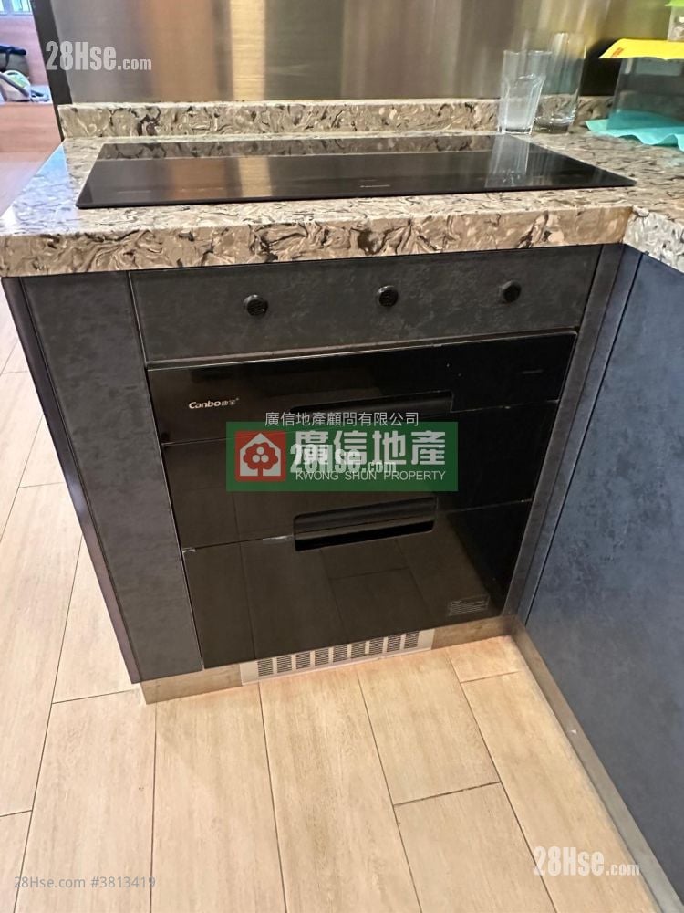 Ngai Hing Mansion Rental 3 Bedrooms , 2 Bathrooms 638 ft²